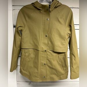 Girls size 10 Ivivva (Lululemon) rain jacket